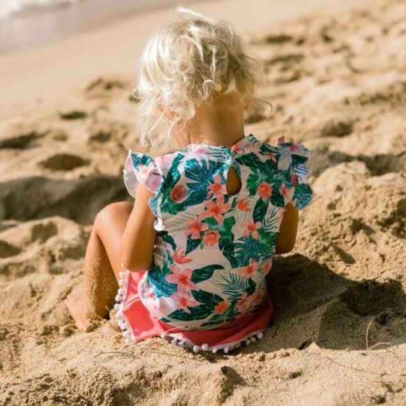 Feather 4 Arrow Seashell ruffle set - Picture 2 of 11